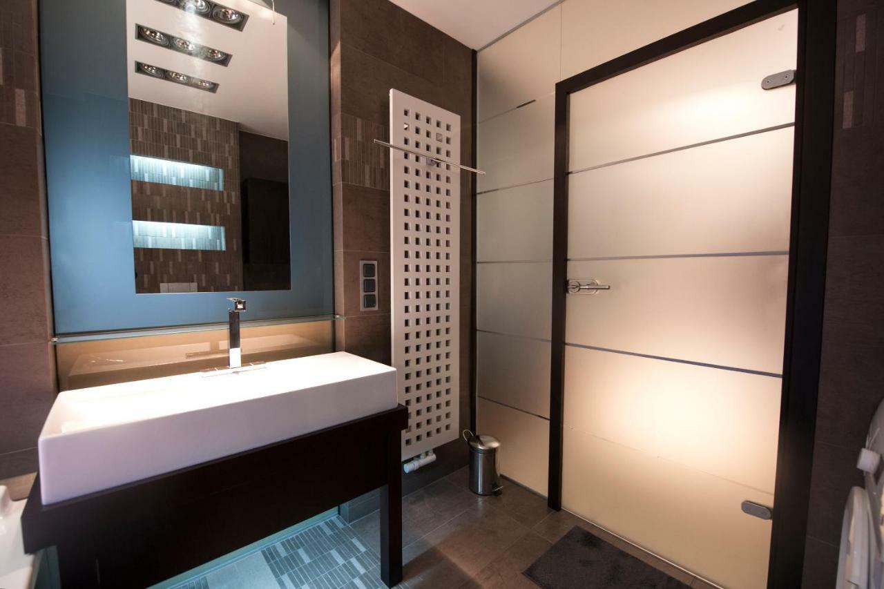 Apartament Zeta Lux 乌斯特龙 外观 照片